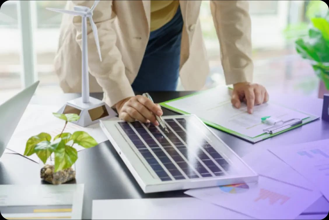 Наш фокус на автоматизации и эффективности позволяет клиентам получать всё необходимое всего за несколько кликов, упрощая процесс регистрации и управления бизнесом